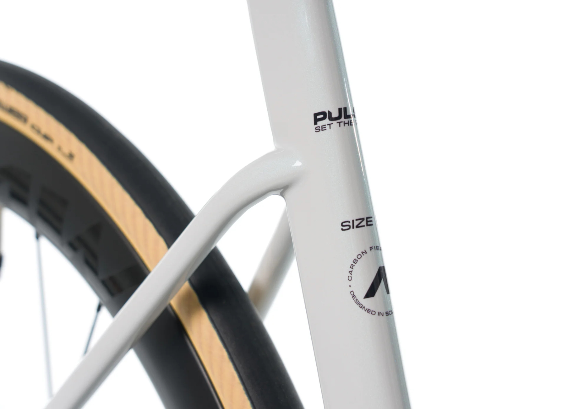 Avalanche Pulse Carbon Road Bike 2027