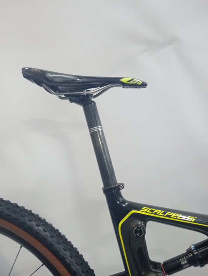 Pre-Owned Cannondale Scalpel Carbon Dual Suspension Mountain Bike - Large