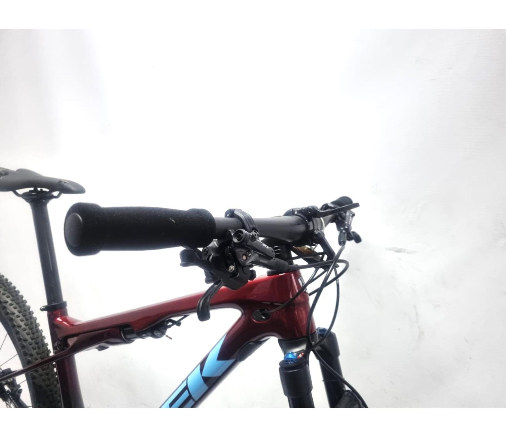 Pre-Owned Trek Supercaliber 9.8 Dual Suspension Carbon MTB - Small
